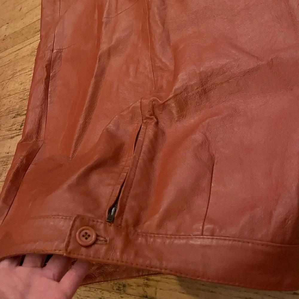 Vintage 100% Leather Skirt - Picture 7 of 7